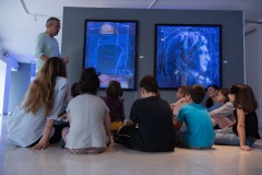 Ακούγοντας-τον-Χρήστο-Αντωναρόπουλο