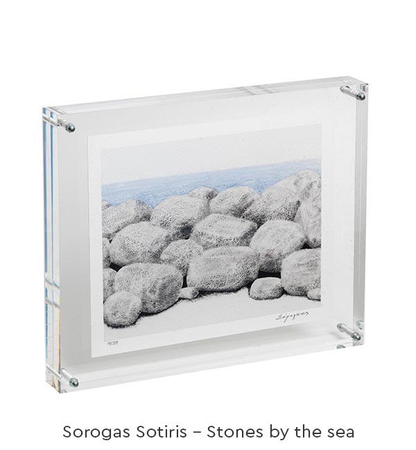 σόρογκας-σωτήρης-πέτρες-πλάι-στην-θάλασσα-business_eng